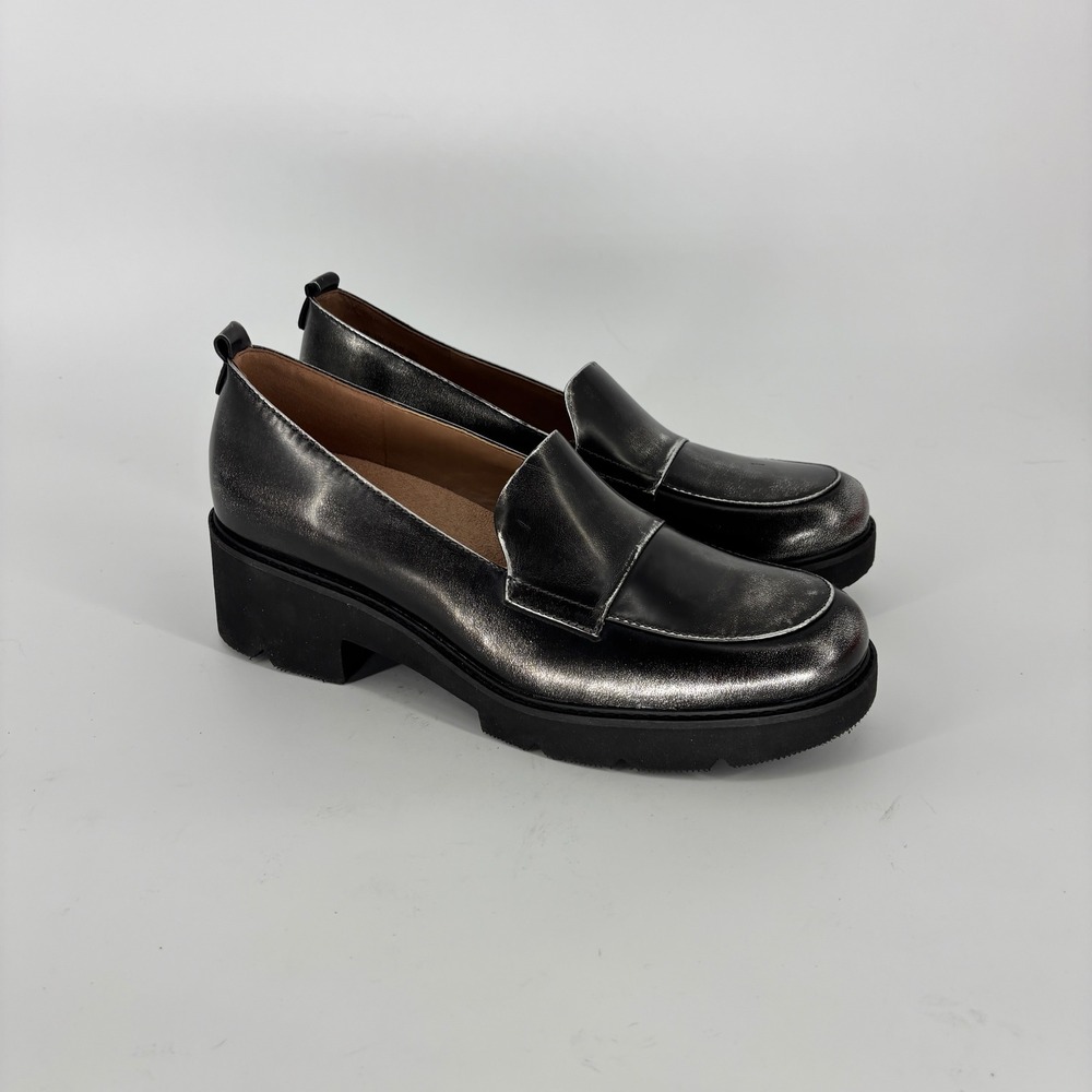 Naturalizer Darry Lug Sole Heeled Loafer Silver Metallic Women Size 9.5 Wedge